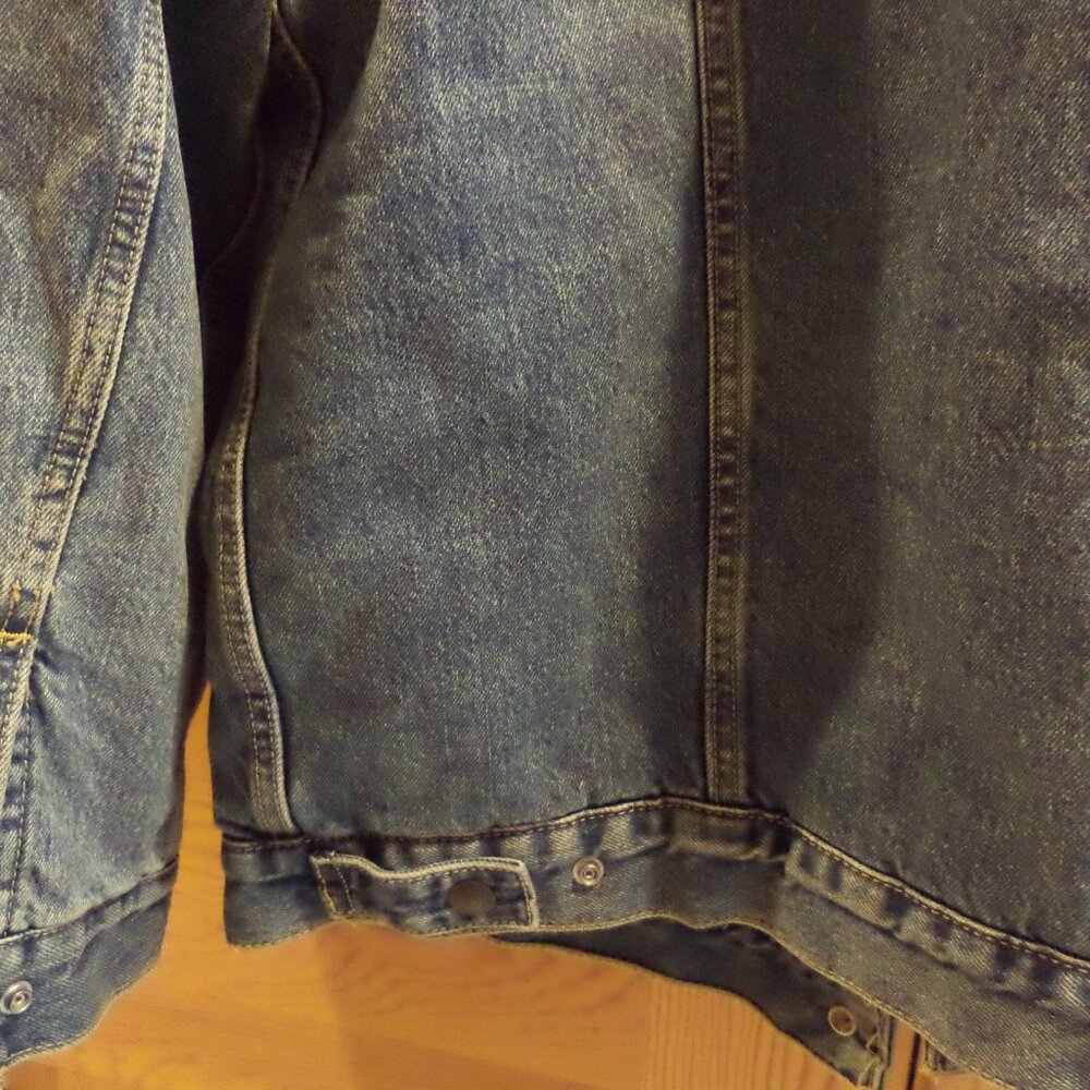 LEVI STRAUSS & CO. JEAN Jacket - DENIM Jacket - Fleece Lined-Loose Fit Size: XXL - Picture 13 of 13